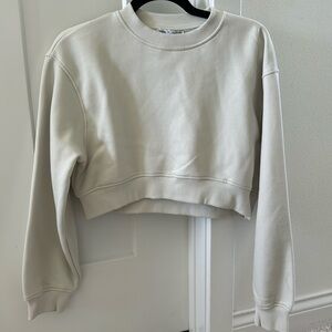 Zara cream cropped sweatshirt